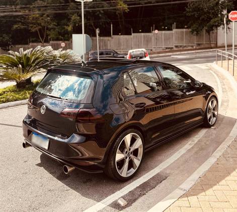 VOLKSWAGEN GOLF 2.0 TSI GTI 16V TURBO GASOLINA 4P AUTOMÁTICO